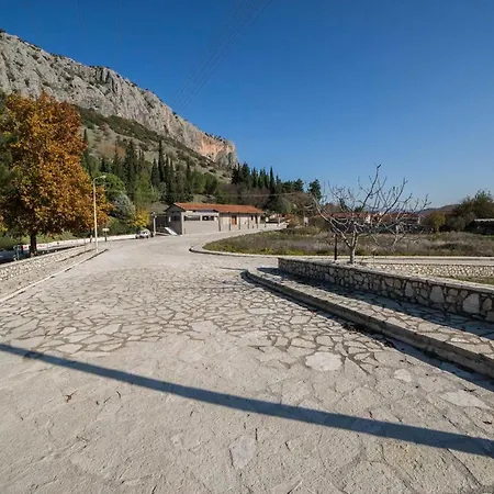 Cave's Cozy Villa Theopetra